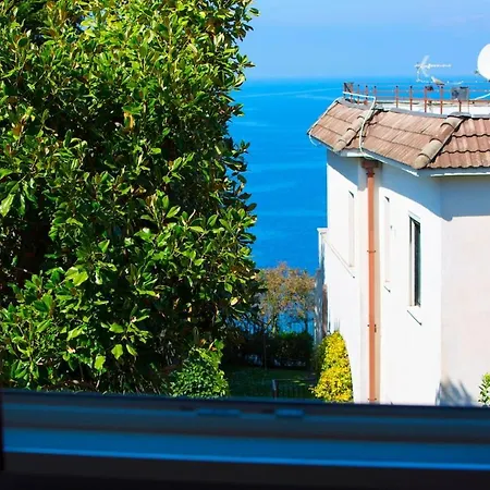 Casa Savino Сорренто